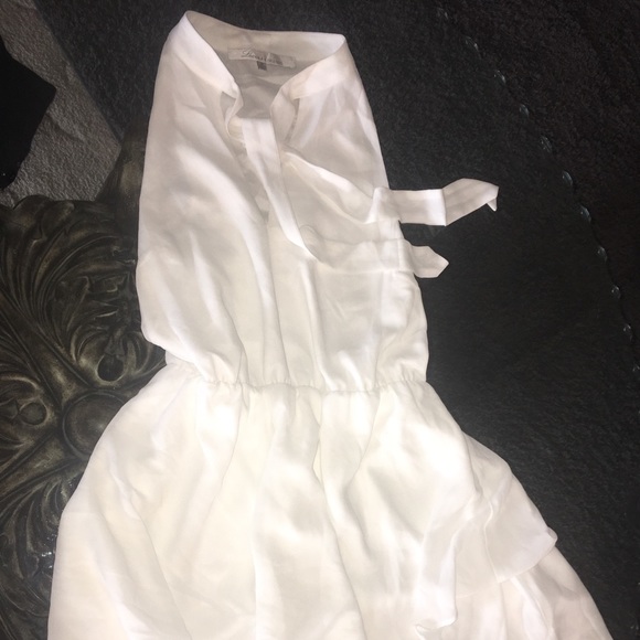 FLASH‼️🆕Lovers + Friends White Sheer Layered Mini - Picture 4 of 5